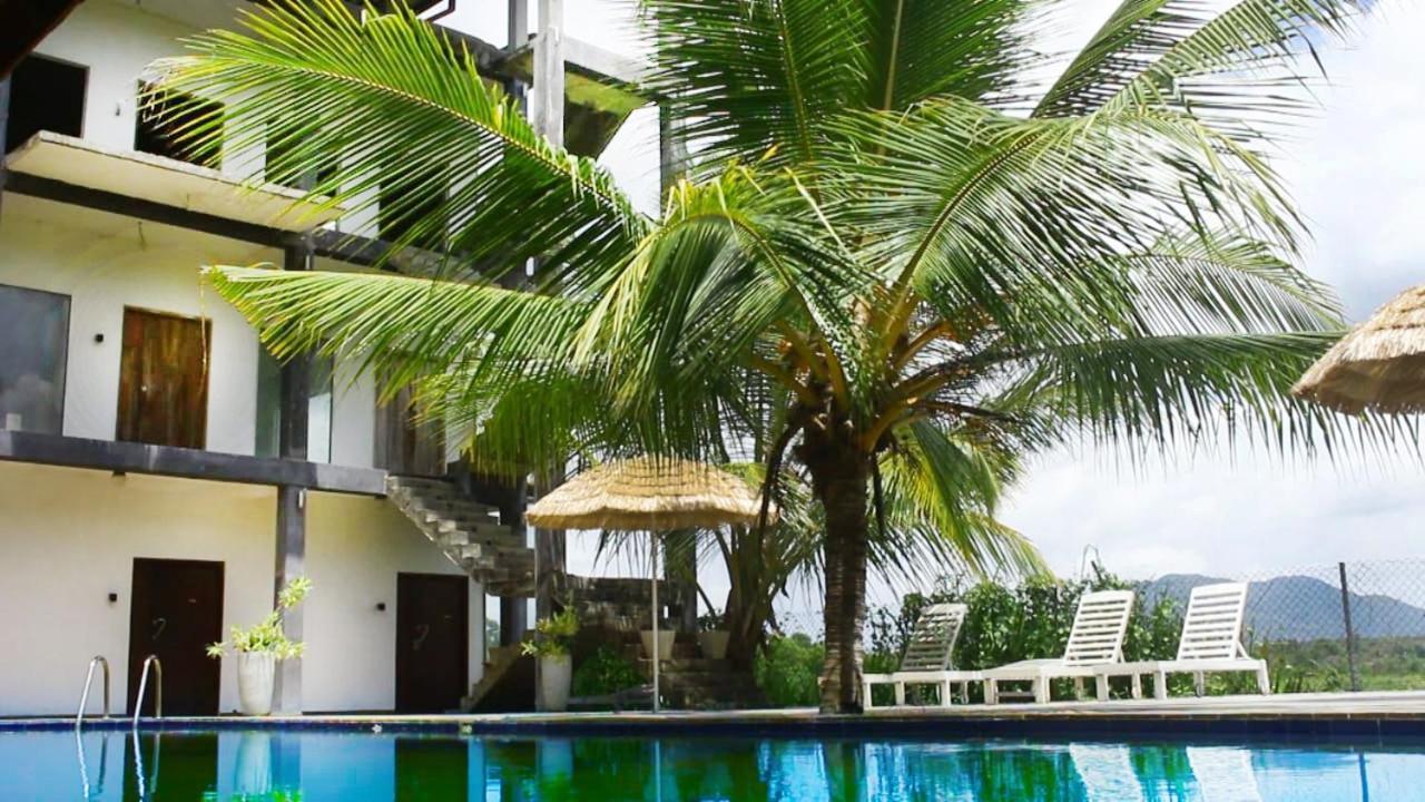 Wild Fortress Hotel Sigiriya Bagian luar foto